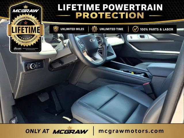 Certified 2025 Ford Explorer Active w/ Active Comfort Package AWD/4WD image 17