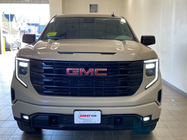 Used 2022 GMC Sierra 1500 Elevation AWD/4WD image 3
