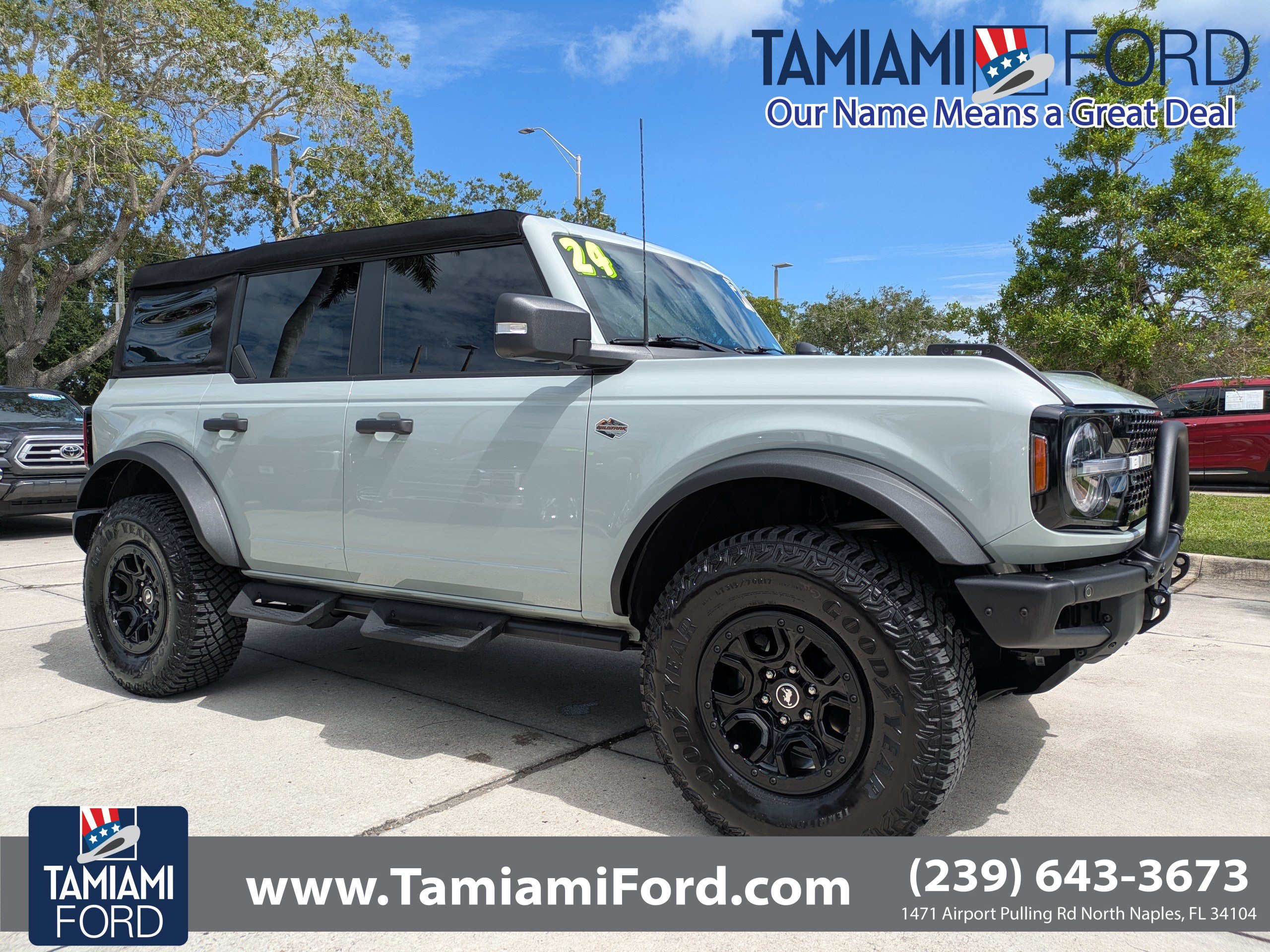 Certified 2024 Ford Bronco Wildtrak AWD/4WD image 1