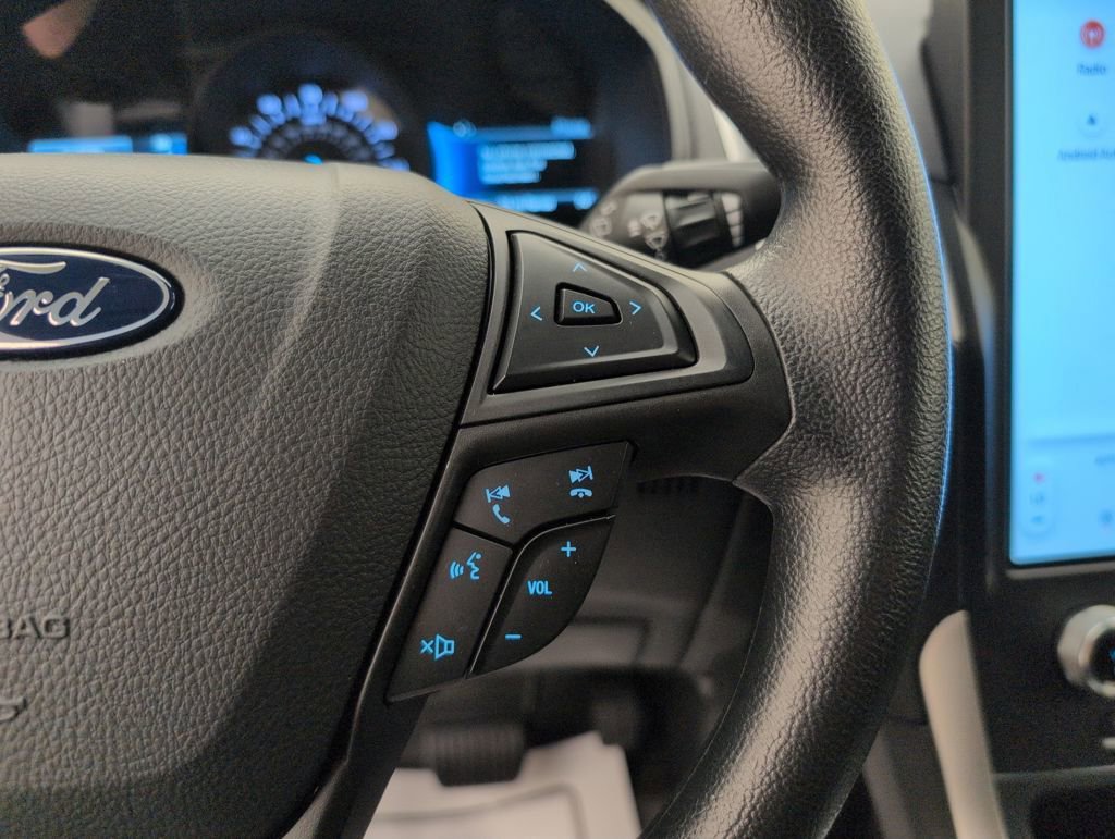 Certified 2024 Ford Edge SE image 40