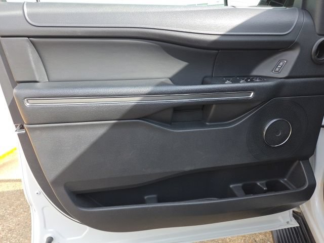 Certified 2024 Ford Expedition XLT RWD image 28