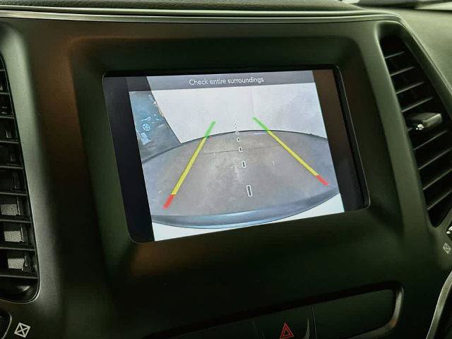 Used 2020 Jeep Cherokee Latitude FWD image 27
