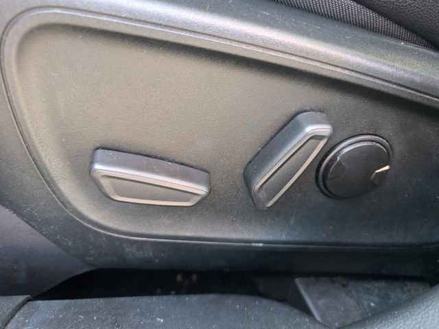Certified 2022 Ford Escape SEL w/ Technology Package AWD/4WD image 14