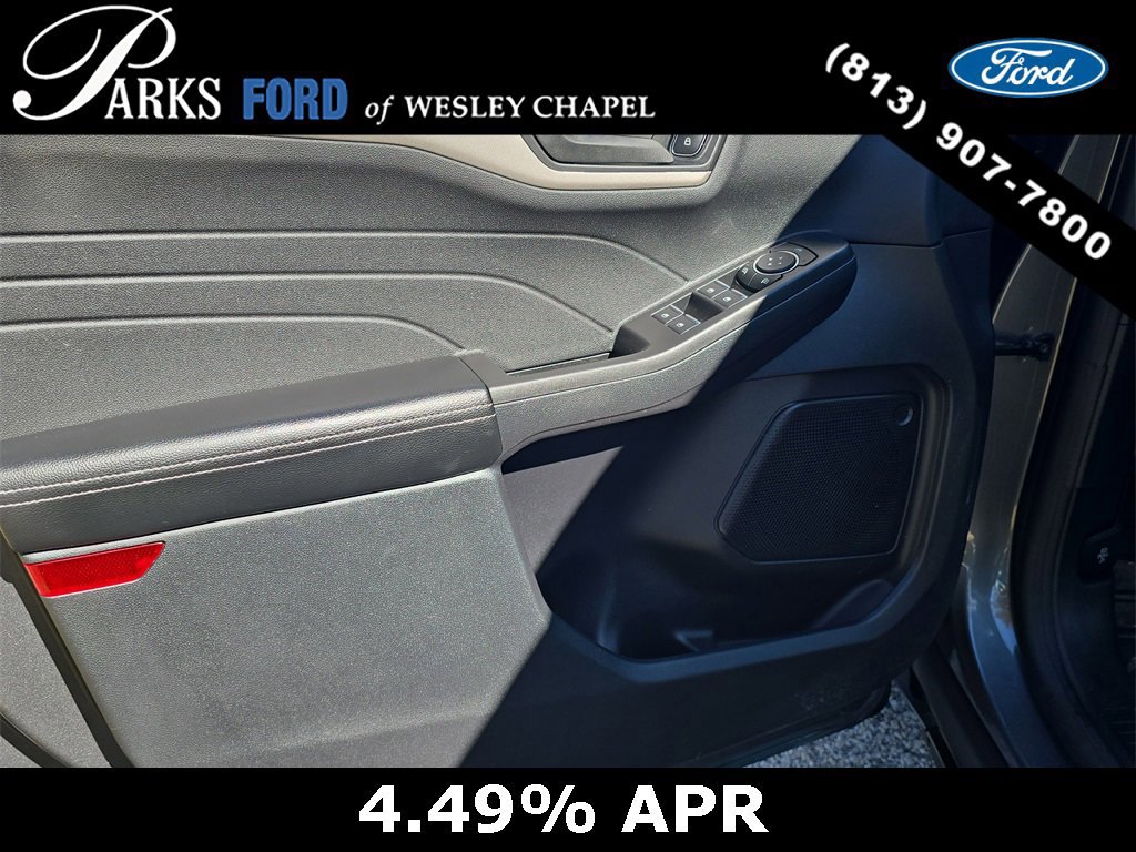 Certified 2022 Ford Escape SE w/ SE Sport Appearance Package image 15