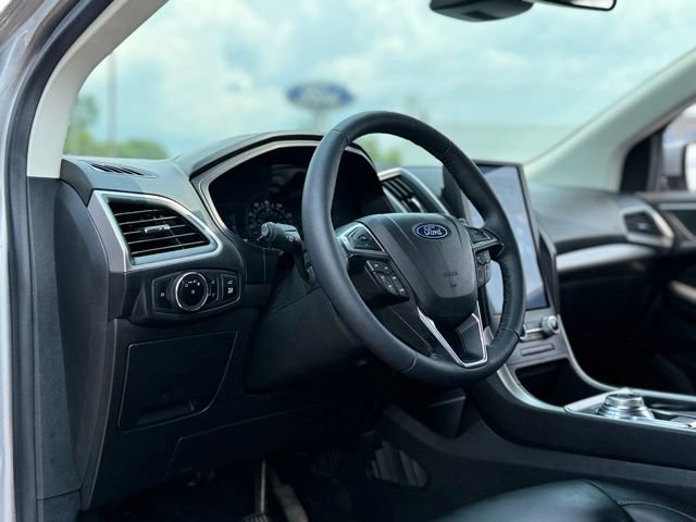 Certified 2023 Ford Edge SEL w/ Convenience Package AWD/4WD image 9