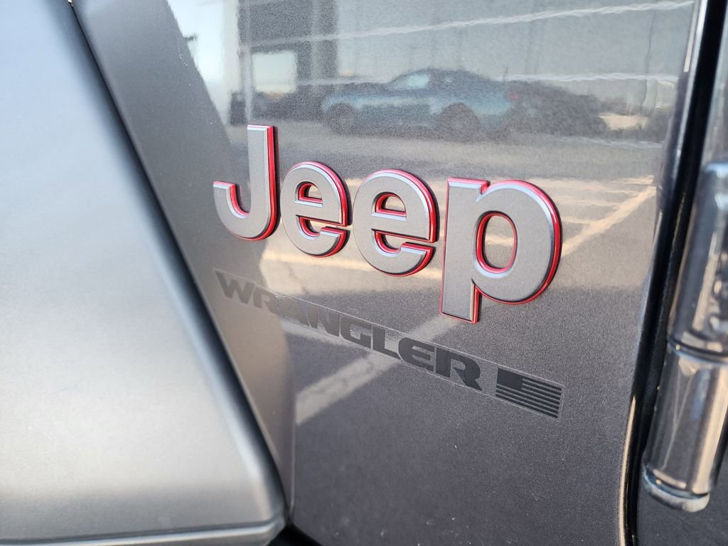 Used 2024 Jeep Wrangler Unlimited Rubicon w/ XTREMEE 35" Tire Package image 29