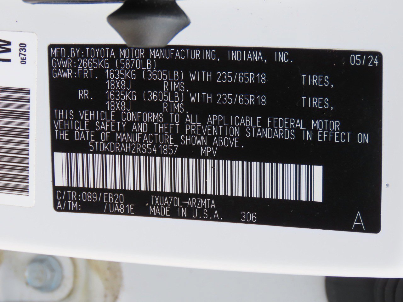 Used 2024 Toyota Highlander XLE FWD image 32