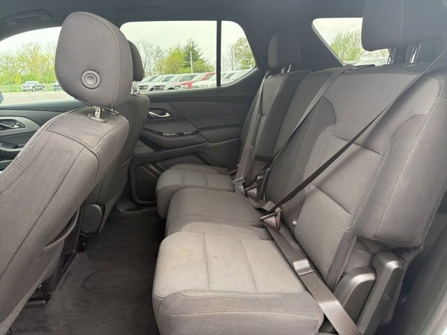 Used 2023 Chevrolet Traverse LT image 19