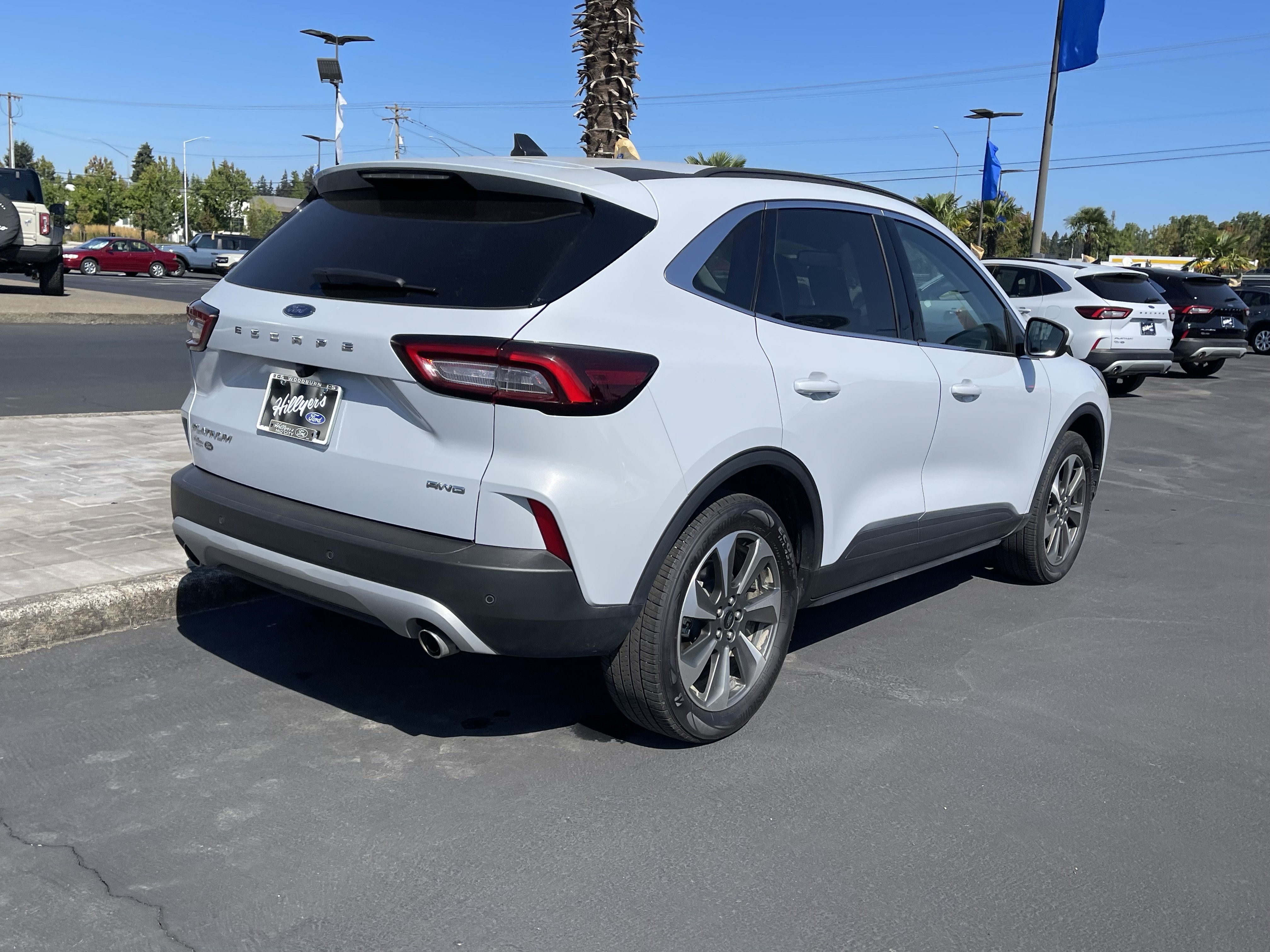 Certified 2025 Ford Escape Platinum AWD/4WD image 3