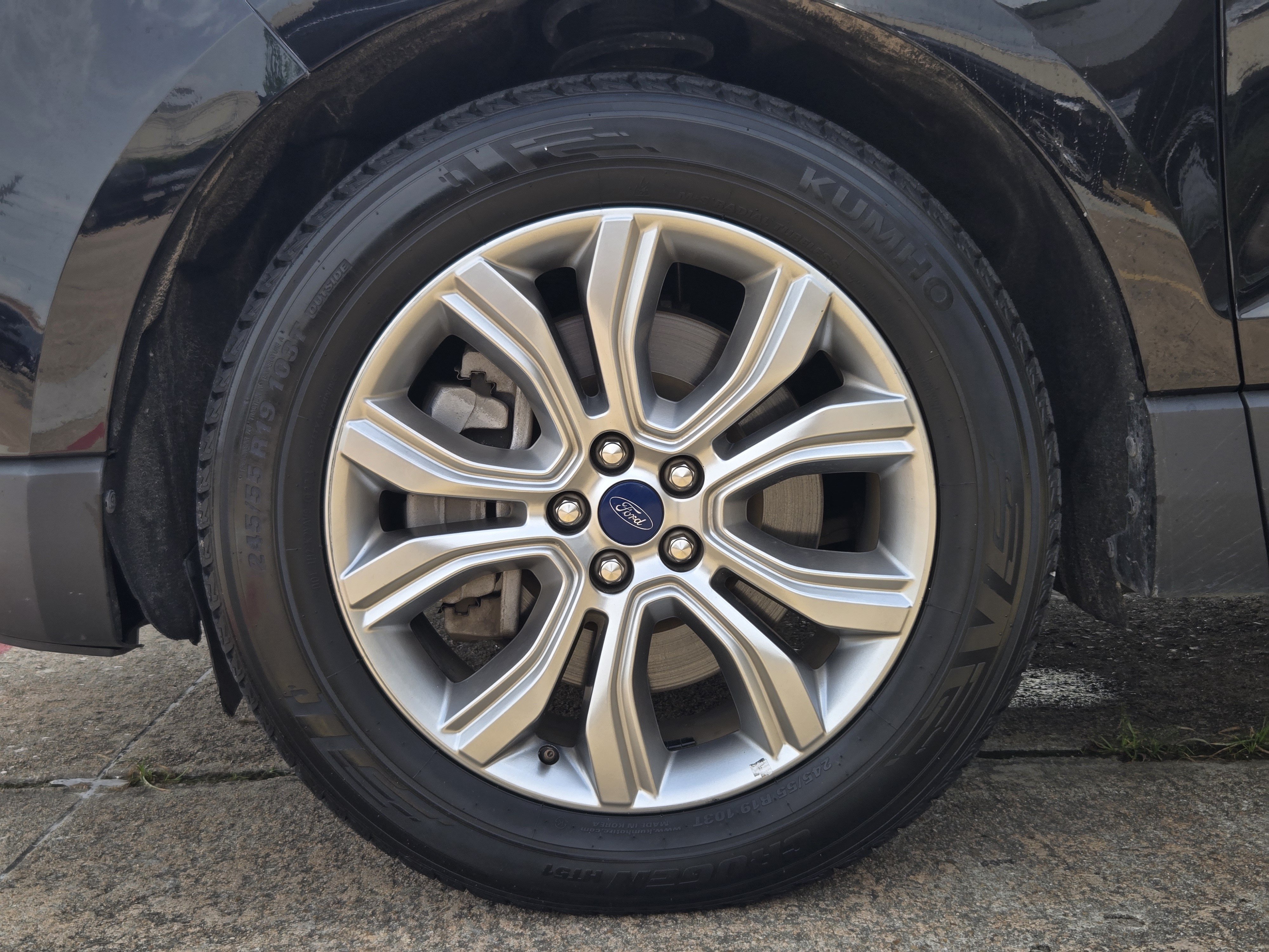 Certified 2022 Ford Edge Titanium AWD/4WD image 7