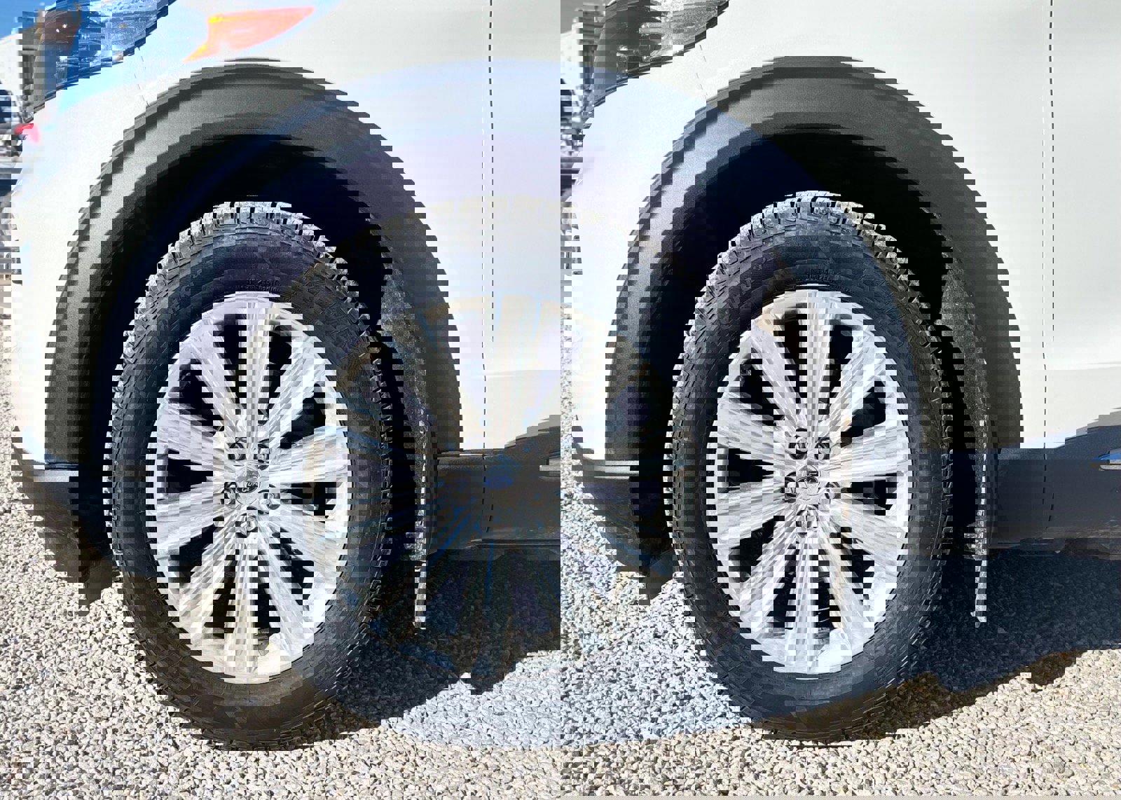 Certified 2020 Ford Explorer Limited image 16