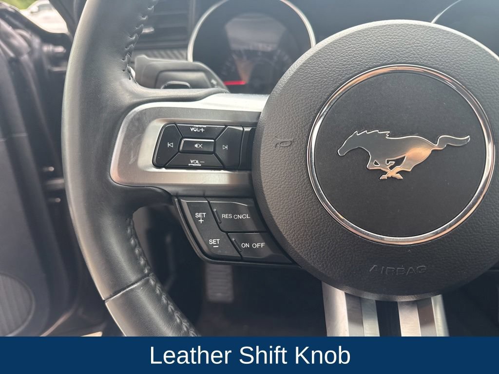 Certified 2018 Ford Mustang Coupe RWD image 18