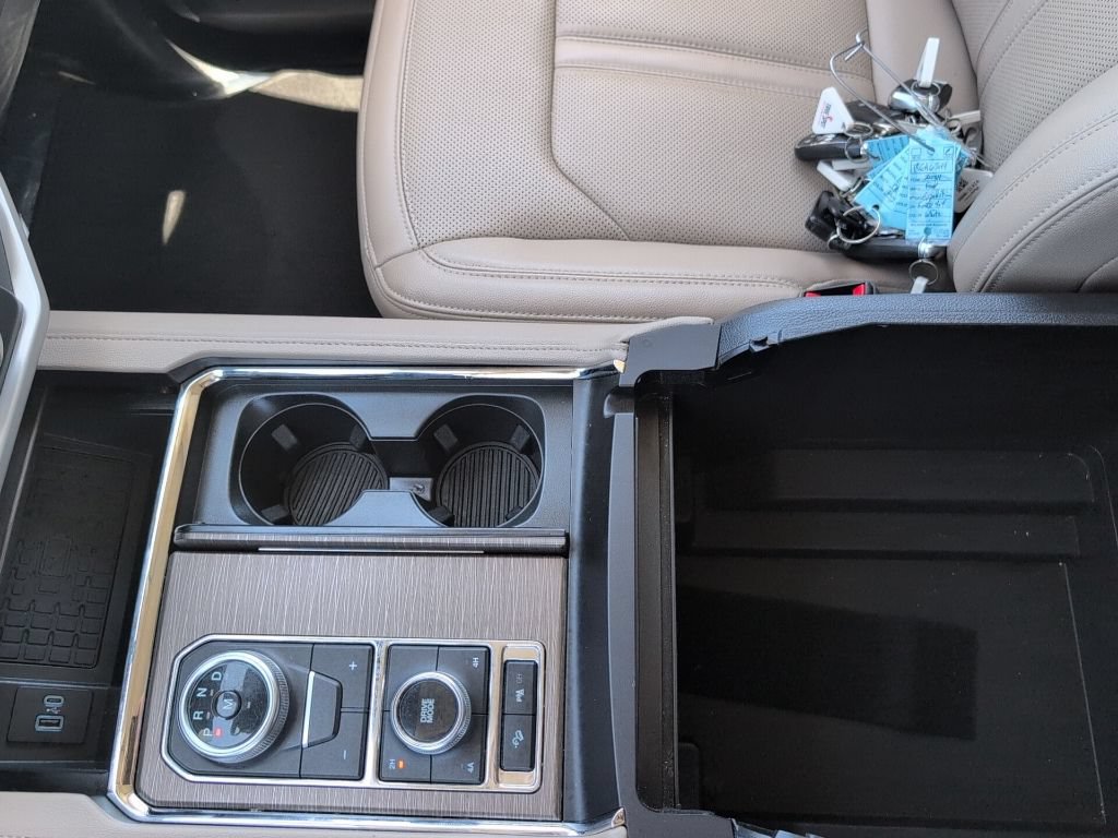 Certified 2024 Ford Expedition Limited AWD/4WD image 24