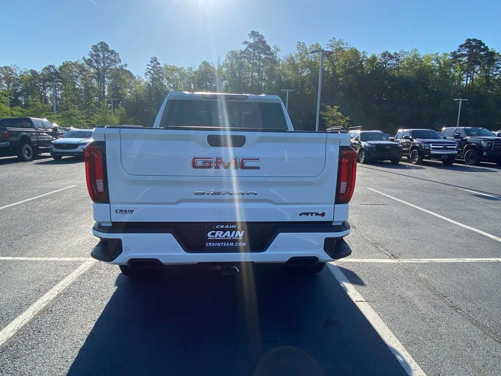 Used 2020 GMC Sierra 1500 AT4 w/ AT4 Premium Package AWD/4WD image 4