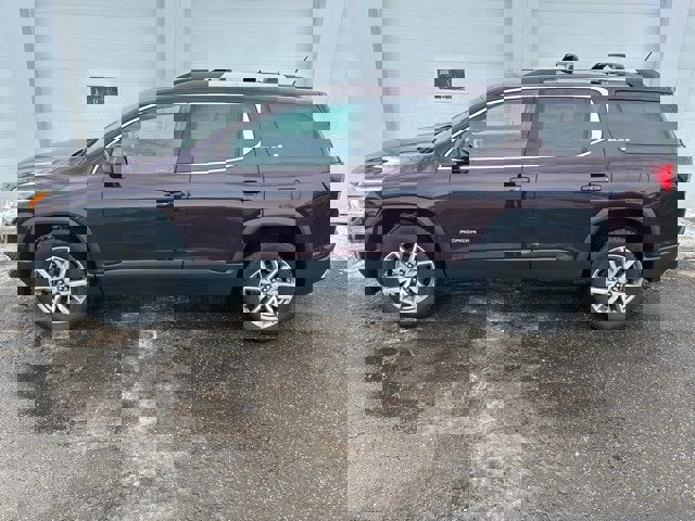 Used 2018 GMC Acadia SLE w/ Driver Alert Package I image 5
