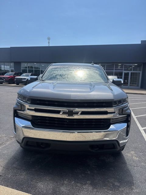Used 2021 Chevrolet Silverado 1500 LT w/ LPO, Dark Essentials Package AWD/4WD image 10