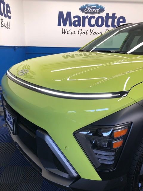 Used 2024 Hyundai Kona Limited image 8