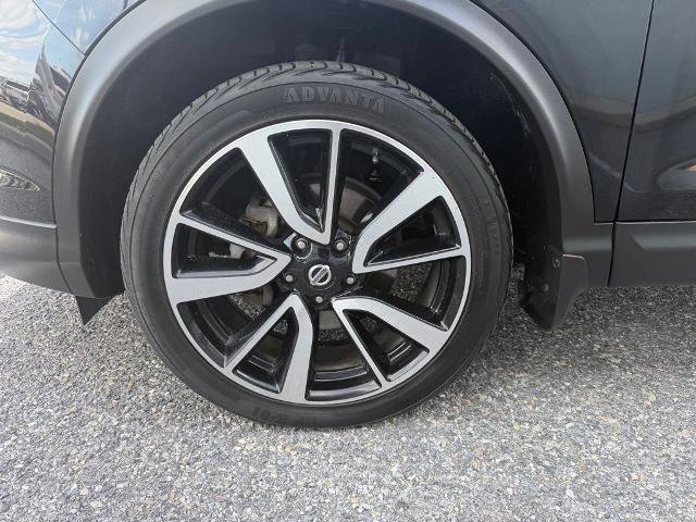 Used 2019 Nissan Rogue Sport SL AWD/4WD image 22