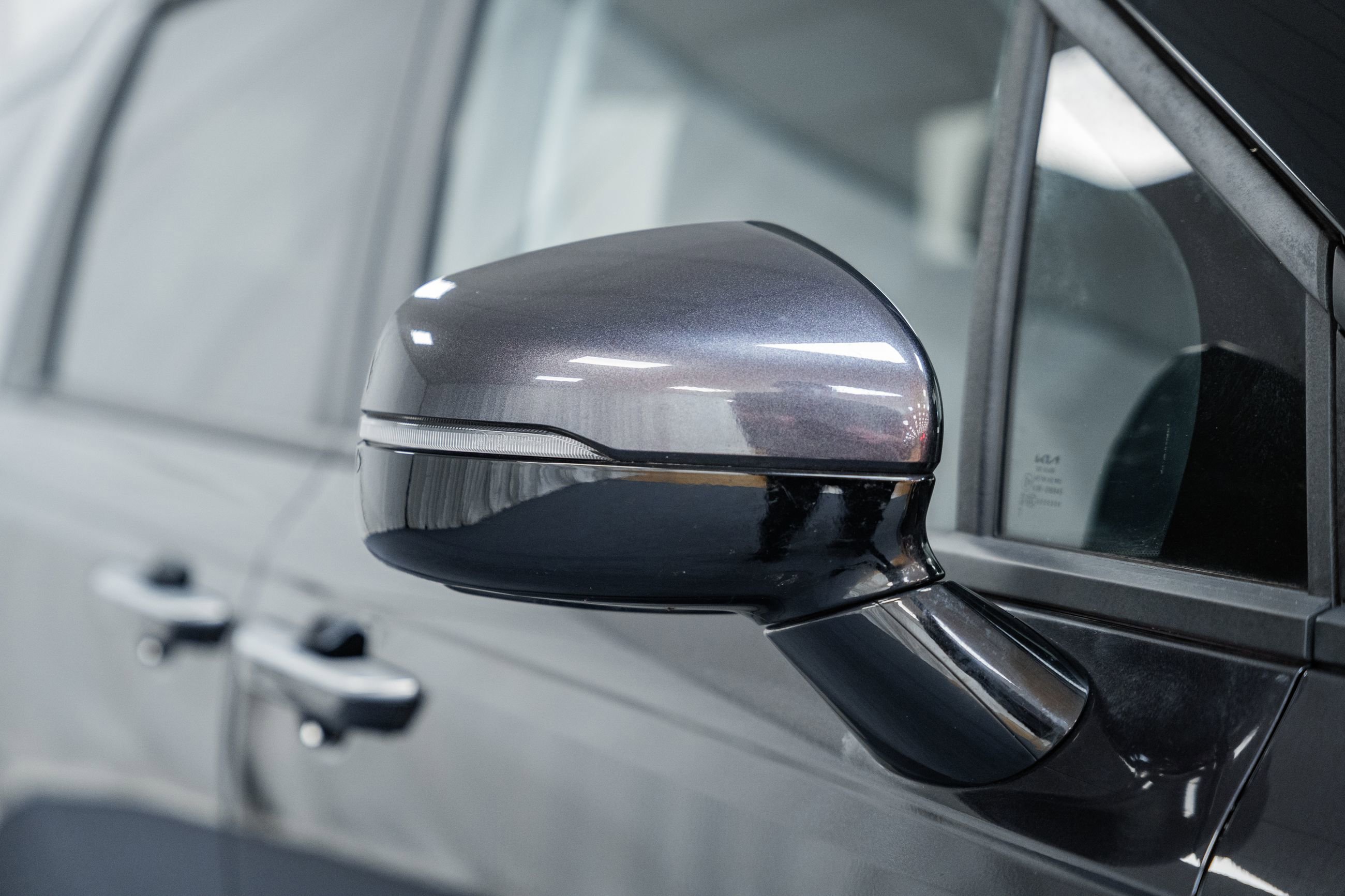 Used 2024 Kia Carnival LX image 10