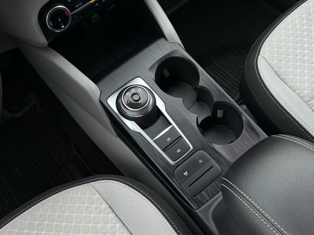 Certified 2024 Ford Escape Active AWD/4WD image 43