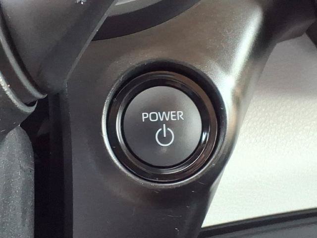 Used 2025 Toyota Sienna XLE FWD image 24