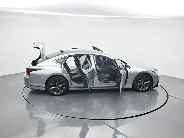 Used 2021 Lexus LS 500 F Sport w/ Cold Weather Package (CK) image 46