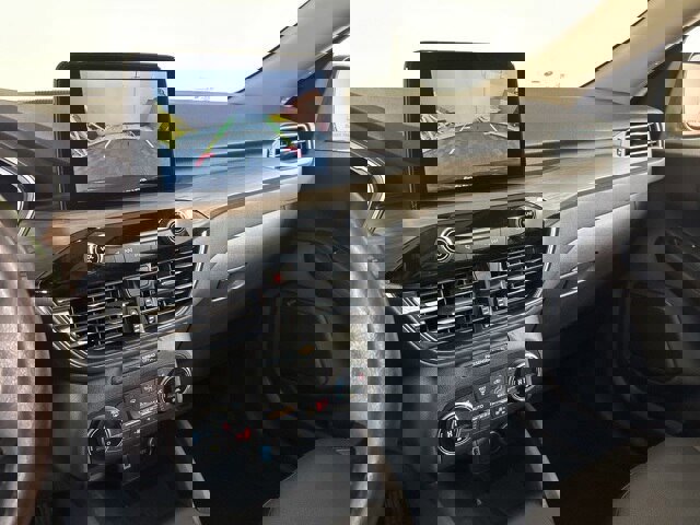 Certified 2020 Ford Escape Titanium w/ Titanium Premium Package 2.0 image 11