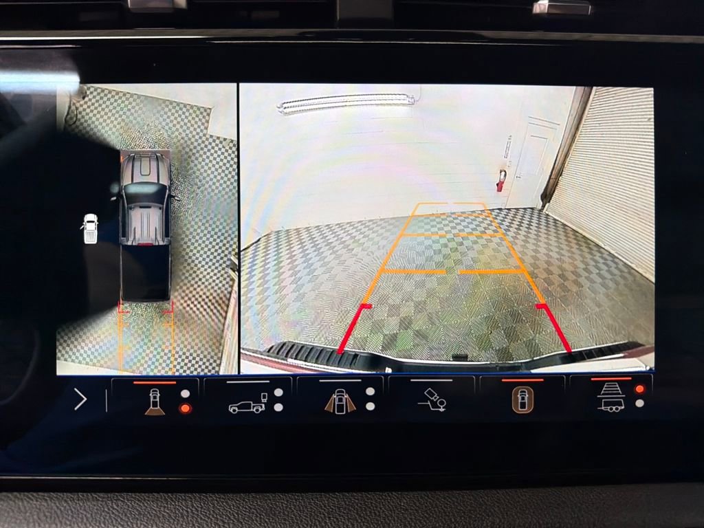 Used 2024 GMC Sierra 2500 AT4 w/ AT4 Premium Plus Package image 27