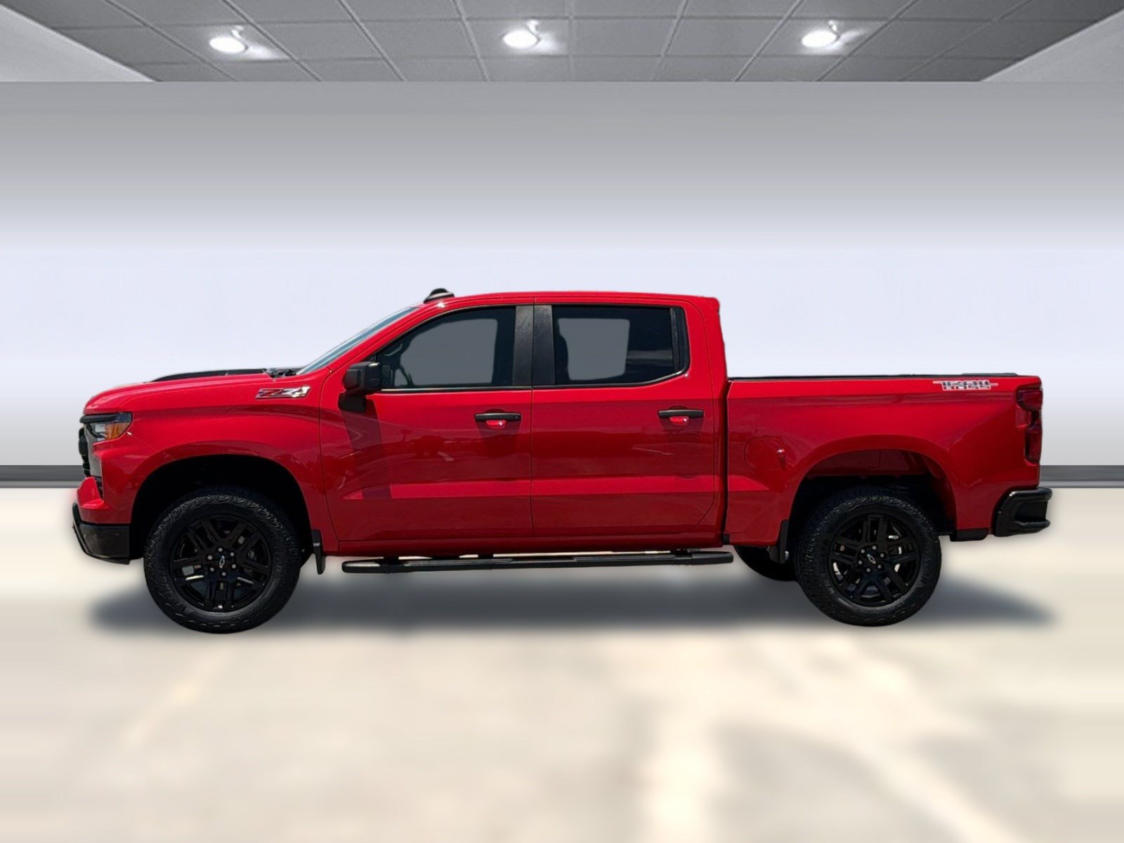 Used 2023 Chevrolet Silverado 1500 Custom Trail Boss AWD/4WD image 2