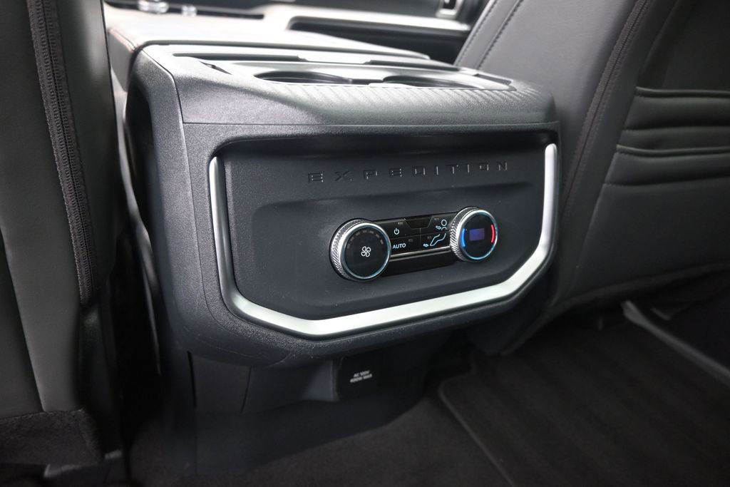 Certified 2025 Ford Expedition Max Active AWD/4WD image 15