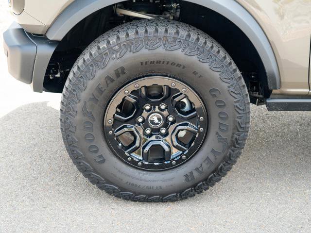 Certified 2025 Ford Bronco Badlands image 15