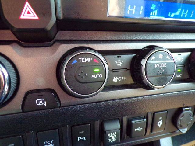 Used 2023 Toyota Tacoma TRD Sport w/ Technology Package AWD/4WD image 27