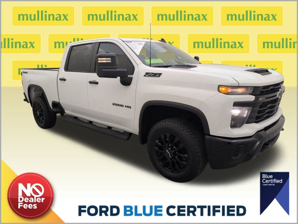 Used 2025 Chevrolet Silverado 2500 Custom w/ Custom Blackout Package image 7