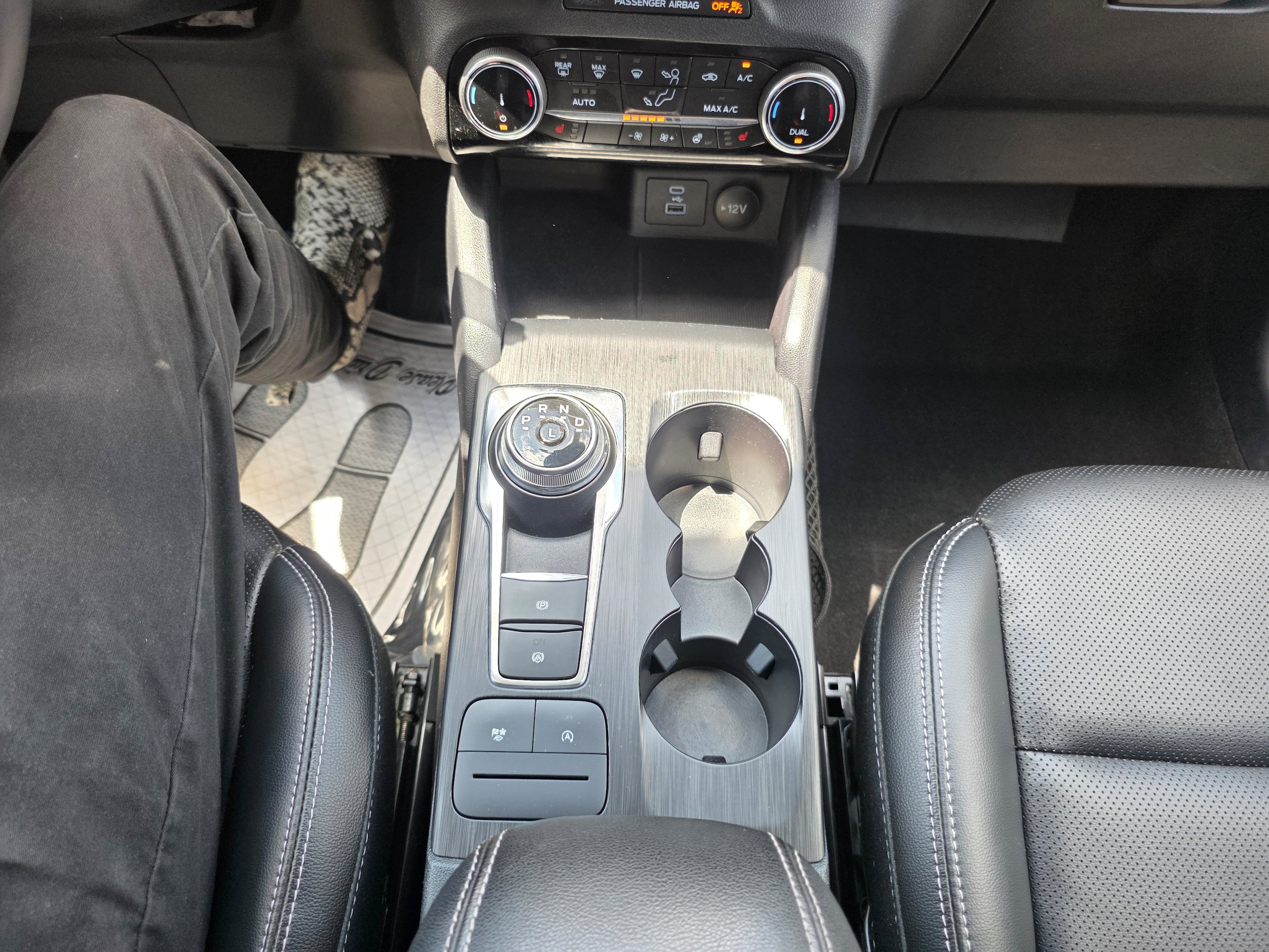 Certified 2022 Ford Escape SEL AWD/4WD image 13