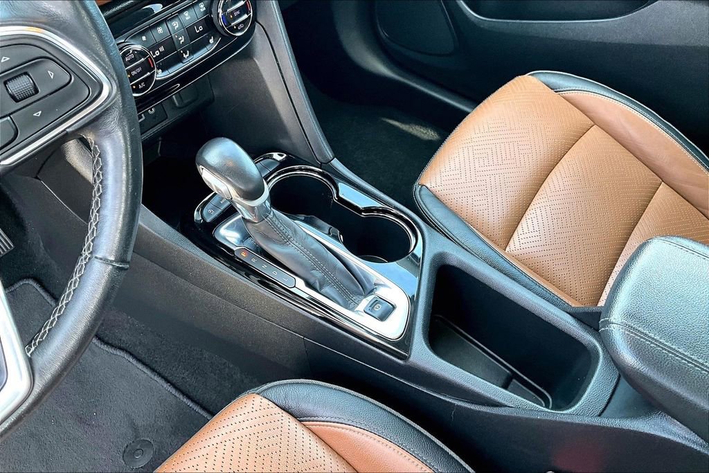 Used 2021 Buick Encore GX Essence w/ Experience Buick Package AWD/4WD image 15