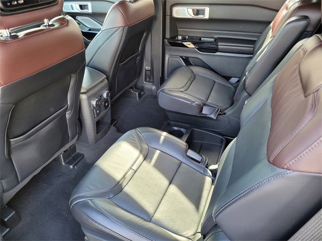 Certified 2021 Ford Explorer Platinum w/ Equipment Group 601A image 19