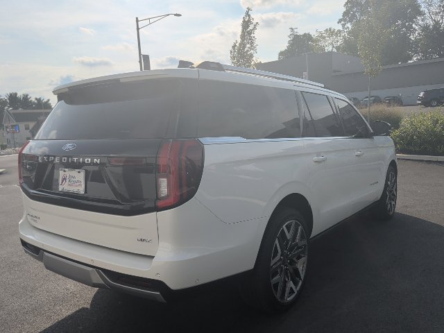 Certified 2025 Ford Expedition Max Platinum w/ Platinum Ultimate Package AWD/4WD image 6