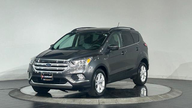 Certified 2018 Ford Escape SE w/ SE Sync 3 Package AWD/4WD image 5