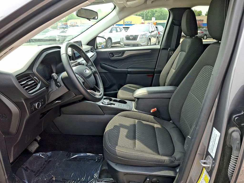 Certified 2024 Ford Escape Active FWD image 13