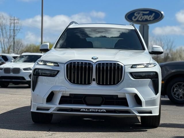 Used 2024 BMW ALPINA XB7 AWD/4WD image 48