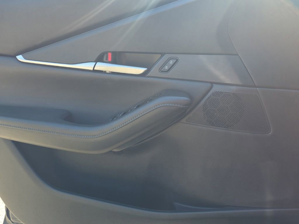 Used 2023 MAZDA CX-30 AWD 2.5 S w/ Select Package image 14