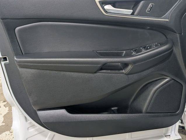 Certified 2024 Ford Edge SEL AWD/4WD image 10