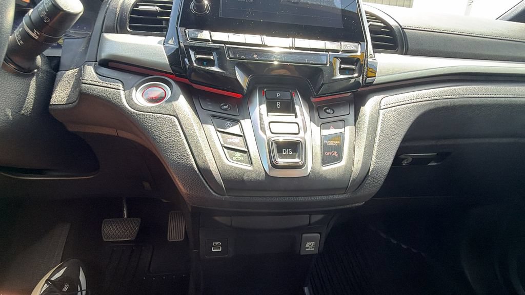 Used 2023 Honda Odyssey Sport image 24
