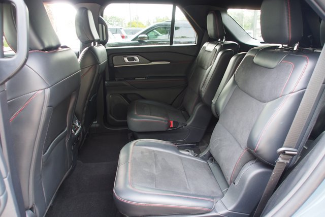 Certified 2025 Ford Explorer ST AWD/4WD image 21
