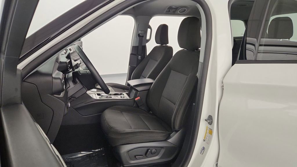 Certified 2023 Ford Explorer XLT AWD/4WD image 14