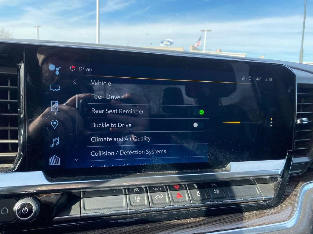 Used 2025 Chevrolet Silverado 2500 LT w/ Convenience Package image 20