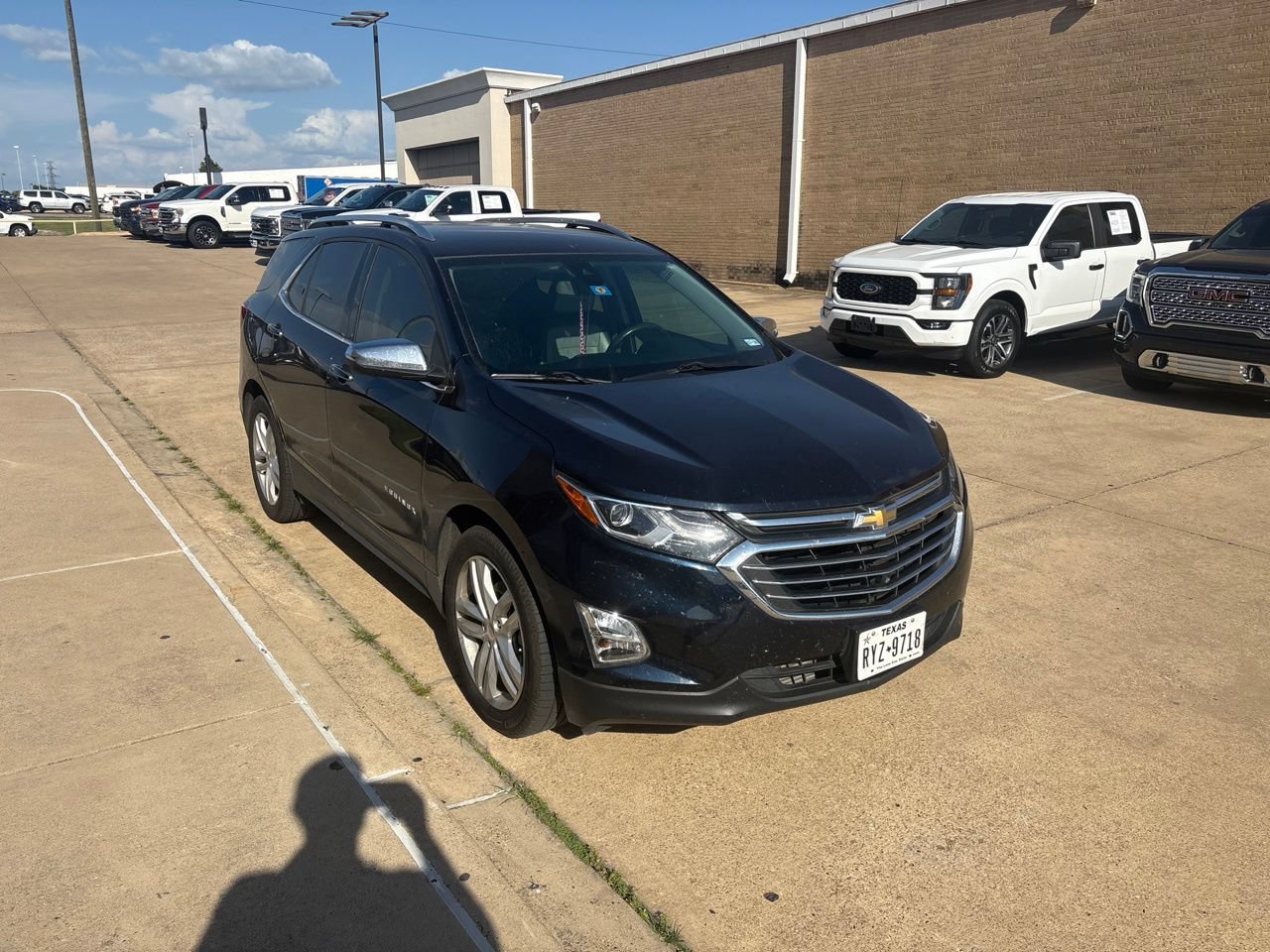 Used 2020 Chevrolet Equinox Premier FWD image 4