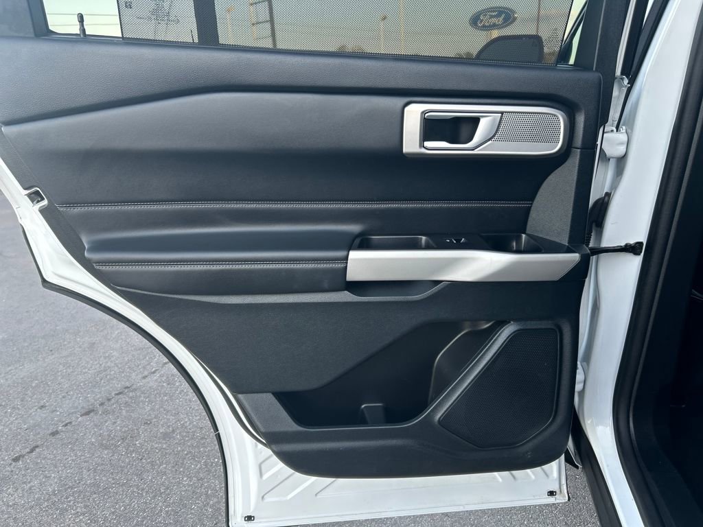 Certified 2024 Ford Explorer Limited image 27