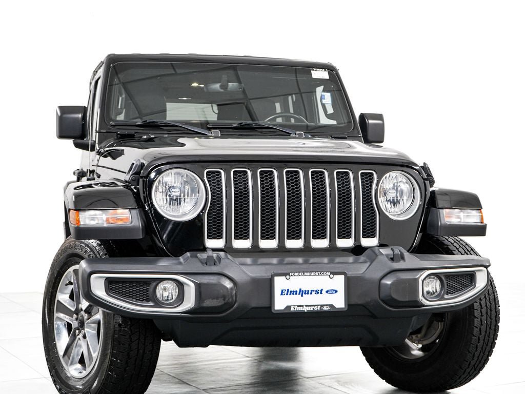 Used 2020 Jeep Wrangler Unlimited Sahara w/ Dual Top Group AWD/4WD image 3