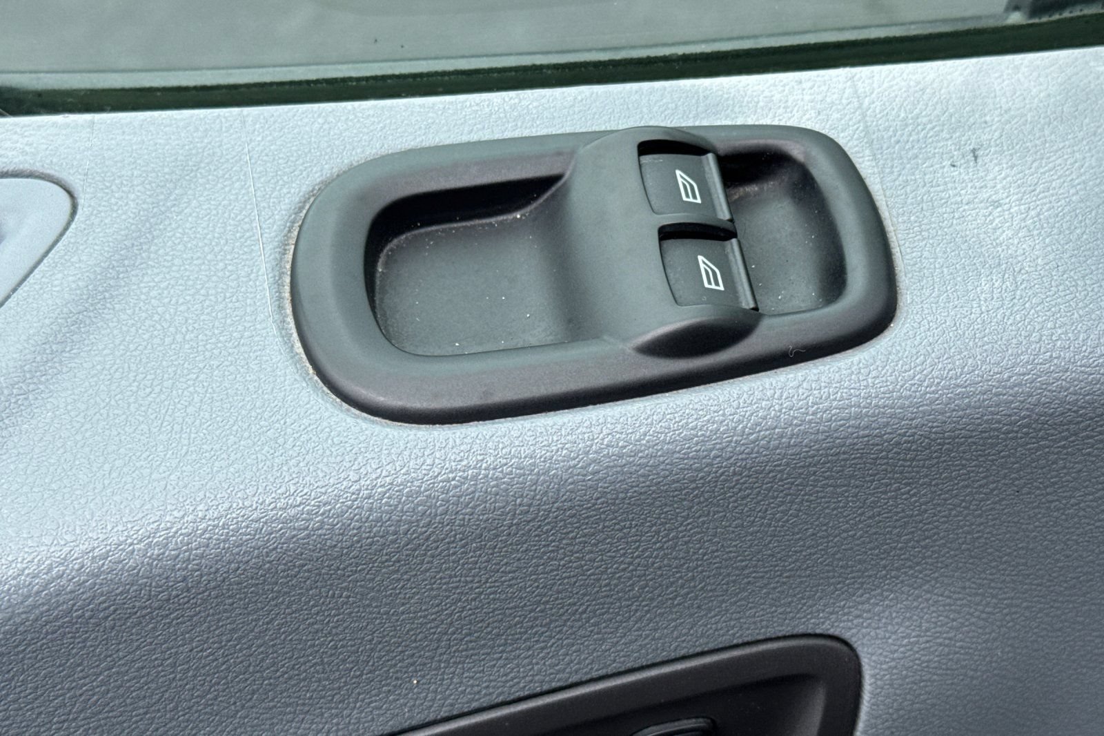 Certified 2019 Ford Transit 350 XLT RWD image 13
